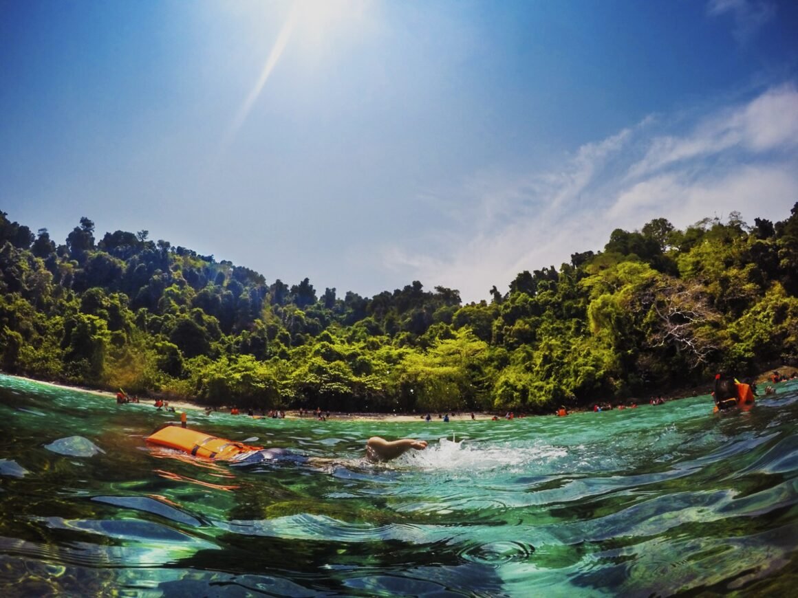 Parque Nacional Tayrona: un destino ecológico y sostenible en Colombia