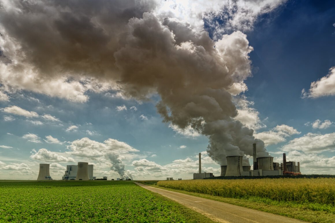 Emisiones de carbono: qué son y cómo reducirlas para frenar el cambio climático