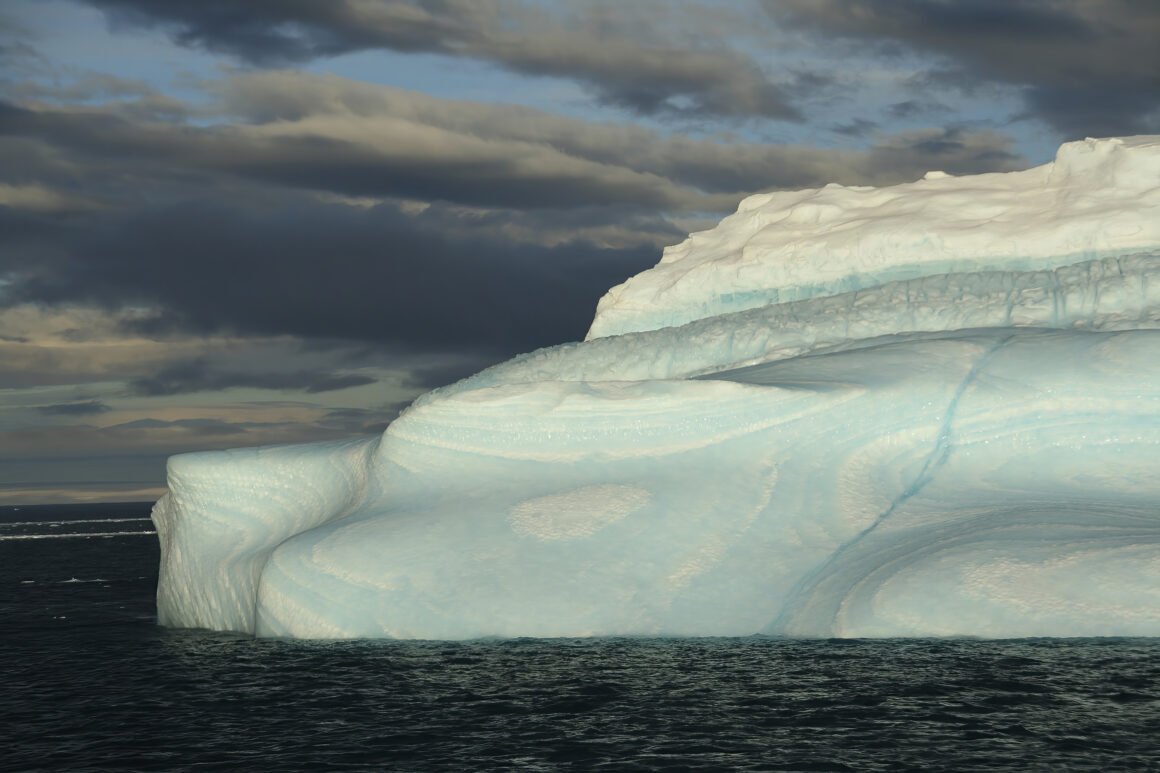 Un iceberg atenta contra la vida de todo un ecosistema
