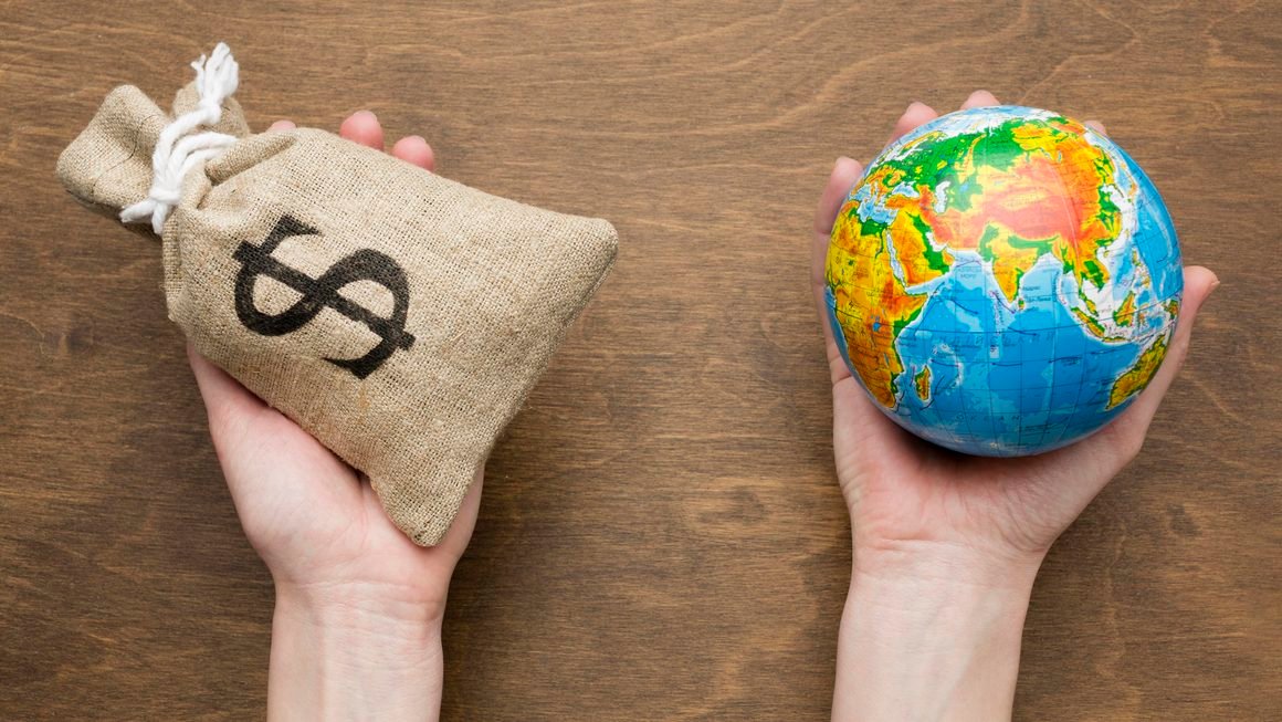 LAS DESIGUALDADES Y EL CONSUMO INSACIABLE Y COMO ESTO PERJUDICA EL MEDIO AMBIENTE
